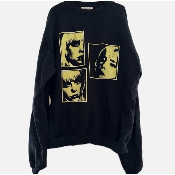 Billie Eilish tour sweatshirt - Picture 1 of 3